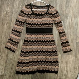 Hint of Silver Long Sleeve Zigzag Dress